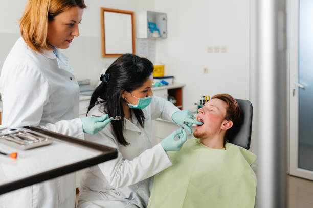 Best Emergency Dental Extractions in Millport, AL